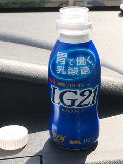 「明治 プロビオヨーグルト LG21 ドリンクタイプ ボトル112ml」のクチコミ画像 by ビールが一番さん