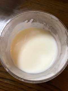 「ロピア とろけるミルク生杏仁 カップ1個」のクチコミ画像 by それもたべるさん