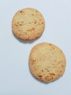 「森永製菓 アーモンドクッキー 箱12枚」のクチコミ画像 by nag～ただいま留守にしております～さん