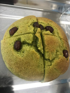 「セブン-イレブン 宇治抹茶香る！甘食風しっとりケーキ」のクチコミ画像 by 百花蜜さん