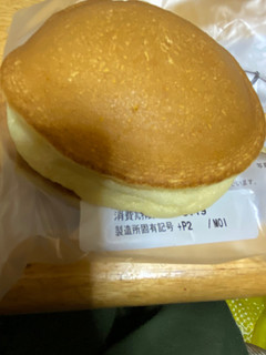 「セブンプレミアム レアチーズ風味の北海道クリームチーズパンケーキ 袋2個」のクチコミ画像 by jasminesatoさん