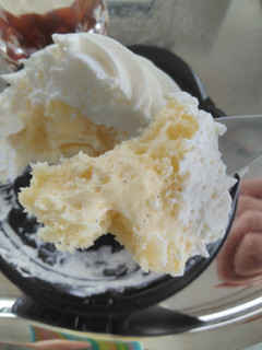 「セブン-イレブン 盛り盛りクリームのケーキ」のクチコミ画像 by こゆさん