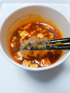「エースコック スープはるさめ 四川麻婆味 カップ30g」のクチコミ画像 by nag～ただいま留守にしております～さん