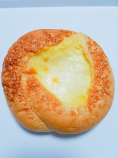 「フジパン くせになるチーズのパン 袋1個」のクチコミ画像 by nag～ただいま留守にしております～さん