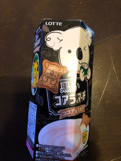 「ロッテ 黒いコアラのマーチ ココア＆ミルク 箱48g」のクチコミ画像 by みいちさん