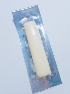 「雪印メグミルク 雪印北海道100 さけるチーズ プレーン 袋50g」のクチコミ画像 by nag～ただいま留守にしております～さん