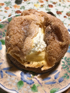 「ヤマザキ とろーりチーズクッキーシュー 袋1個」のクチコミ画像 by モニャモニャさん