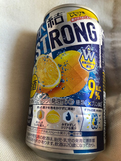 「KIRIN 氷結 ストロング シチリア産レモン 缶350ml」のクチコミ画像 by まりこさん