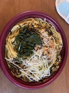 「セブン-イレブン オリーブオイル香る！焼鯖と大葉のパスタ」のクチコミ画像 by お腹に優しいメテオさん