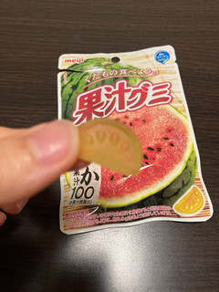 「明治 果汁グミ すいか 袋51g」のクチコミ画像 by chan-manaさん