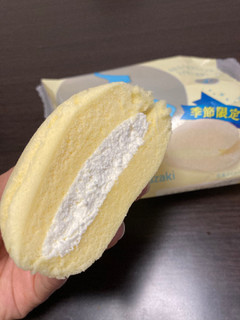 「ヤマザキ ふわふわスフレ レアチーズクリーム 袋1個」のクチコミ画像 by chan-manaさん