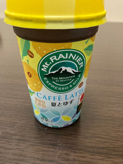 「マウントレーニア カフェラッテ 夏とゆず カップ240ml」のクチコミ画像 by chan-manaさん