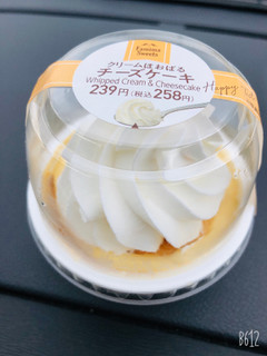 「ファミリーマート クリームほおばるチーズケーキ」のクチコミ画像 by なしなしなしなしさん