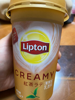 「リプトン CREAMY 紅茶ラテ カップ240ml」のクチコミ画像 by gologoloさん