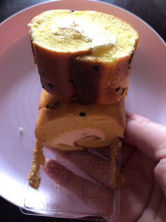 「ローソン おいものロールケーキ」のクチコミ画像 by レビュアーさん