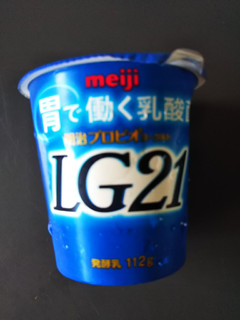 「明治 プロビオヨーグルト LG21 カップ112g」のクチコミ画像 by レビュアーさん