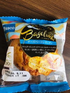 「Pasco Bagelwiches チーズベーコンオニオン 袋1個」のクチコミ画像 by いもんぬさん