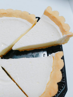 「プレシア 5種のチーズのレアチーズタルト」のクチコミ画像 by nag～ただいま留守にしております～さん