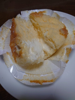「モンテール 小さな洋菓子店 チーズクリームシフォンケーキ 袋1個」のクチコミ画像 by ペリカさん
