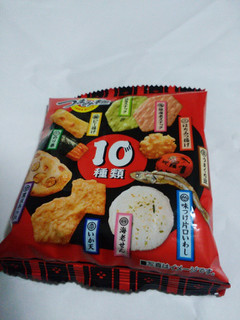 「亀田製菓 つまみ種 袋130g」のクチコミ画像 by RAINさん
