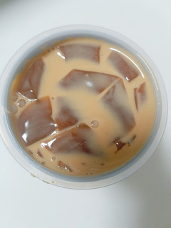 「エミアル SWEET CAFE 紅茶ゼリー カップ190g」のクチコミ画像 by nag～ただいま留守にしております～さん