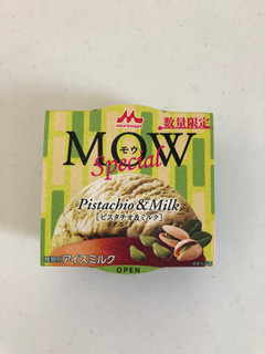 「森永 MOW スペシャル ピスタチオ＆ミルク カップ140ml」のクチコミ画像 by こつめかわうそさん