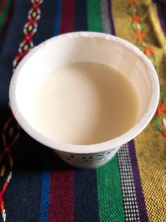 「HOKUNYU Luxe クリームチーズヨーグルト カップ90g」のクチコミ画像 by しおさばさん