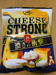 「湖池屋 ポテトチップス CHEESE STRONG 袋56g」のクチコミ画像 by ちいぼうさん