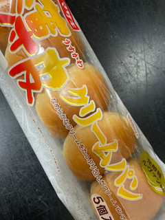 「ヤマザキ 薄皮 クリームパン 袋5個」のクチコミ画像 by chan-manaさん