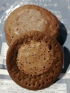 「Pasco ショコラパンケーキ クッキー＆クリーム 袋2個」のクチコミ画像 by とくめぐさん