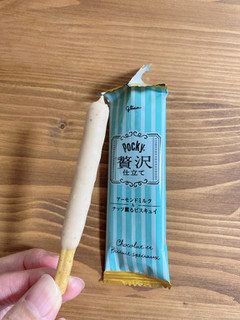 「江崎グリコ ポッキー 贅沢仕立て アーモンドミルク 袋2本×10」のクチコミ画像 by IKT0123さん