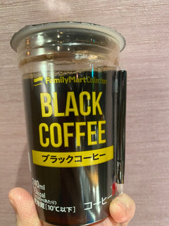 「ファミリーマート FamilyMart collection ブラックコーヒー」のクチコミ画像 by gologoloさん