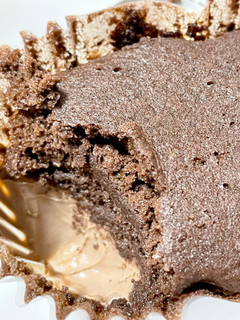 「ヤマザキ 濃厚ショコラ蒸しケーキのとろけるぷりん 袋1個」のクチコミ画像 by ビールが一番さん