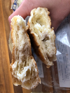 「第一パン 大きなホワイトチョコくるみデニッシュ」のクチコミ画像 by レビュアーさん