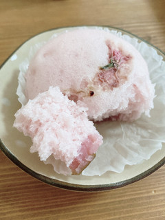 「タカキベーカリー 桜蒸しぱん 袋1個」のクチコミ画像 by IKT0123さん