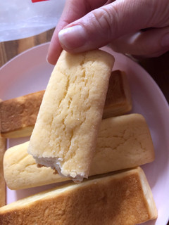 「Pasco 十勝バタースティックメロンパン 袋5本」のクチコミ画像 by レビュアーさん