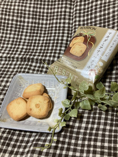 「ブルボン PRESENT for ME マカダミアナッツクッキー 袋30g」のクチコミ画像 by COTORI cafeさん