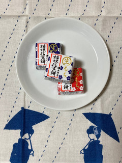 「チロル チロルチョコ 生もち桔梗信玄餅 1個」のクチコミ画像 by COTORI cafeさん