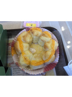 「ミスタードーナツ ポン・デ・ちぎりパン 3種のチーズ」のクチコミ画像 by こつめかわうそさん