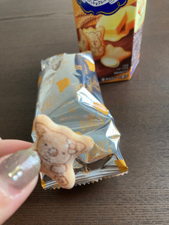 「ロッテ コアラのマーチ 発酵バター仕立て 箱48g」のクチコミ画像 by chan-manaさん