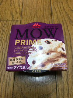 「森永 MOW PRIME ゴールドラムレーズン 発酵バターの香り カップ140ml」のクチコミ画像 by ねこねこりんさん