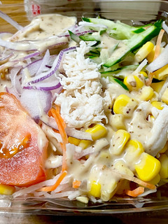 「デイリーヤマザキ フレッシュ野菜と蒸し鶏サラダ」のクチコミ画像 by ビールが一番さん