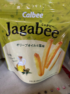 「カルビー Jagabee オリーブオイルと塩味 袋37g」のクチコミ画像 by gologoloさん