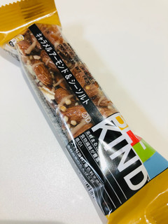 「KIND BE‐KIND キャラメル アーモンド＆シーソルト 袋1本」のクチコミ画像 by *C*さん