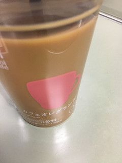 「ローソン Uchi Cafe’ SWEETS カフェオレ」のクチコミ画像 by ドライマンさん