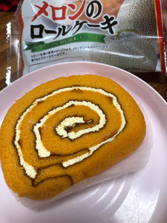 「ヤマザキ メロンのロールケーキ 袋1個」のクチコミ画像 by レビュアーさん
