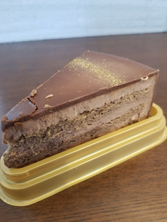 「シャトレーゼ 糖質86％カットの濃厚チョコショートケーキ」のクチコミ画像 by 食い倒れ太郎さん
