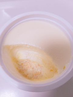「ローソン Uchi Cafe’ レアチー とろ～りレアチーズケーキ」のクチコミ画像 by nag～ただいま留守にしております～さん