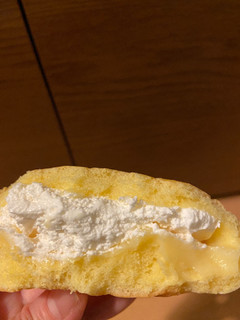 「セブンプレミアム レモン＆ホイップクリームパン 袋1個」のクチコミ画像 by レビュアーさん