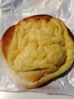「第一パン 冷やしてもおいしいレアチーズシューブール 袋1個」のクチコミ画像 by とくめぐさん